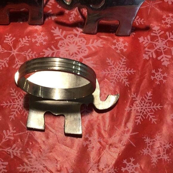 Napkin rings set family of elephants - Picture 4 of 5